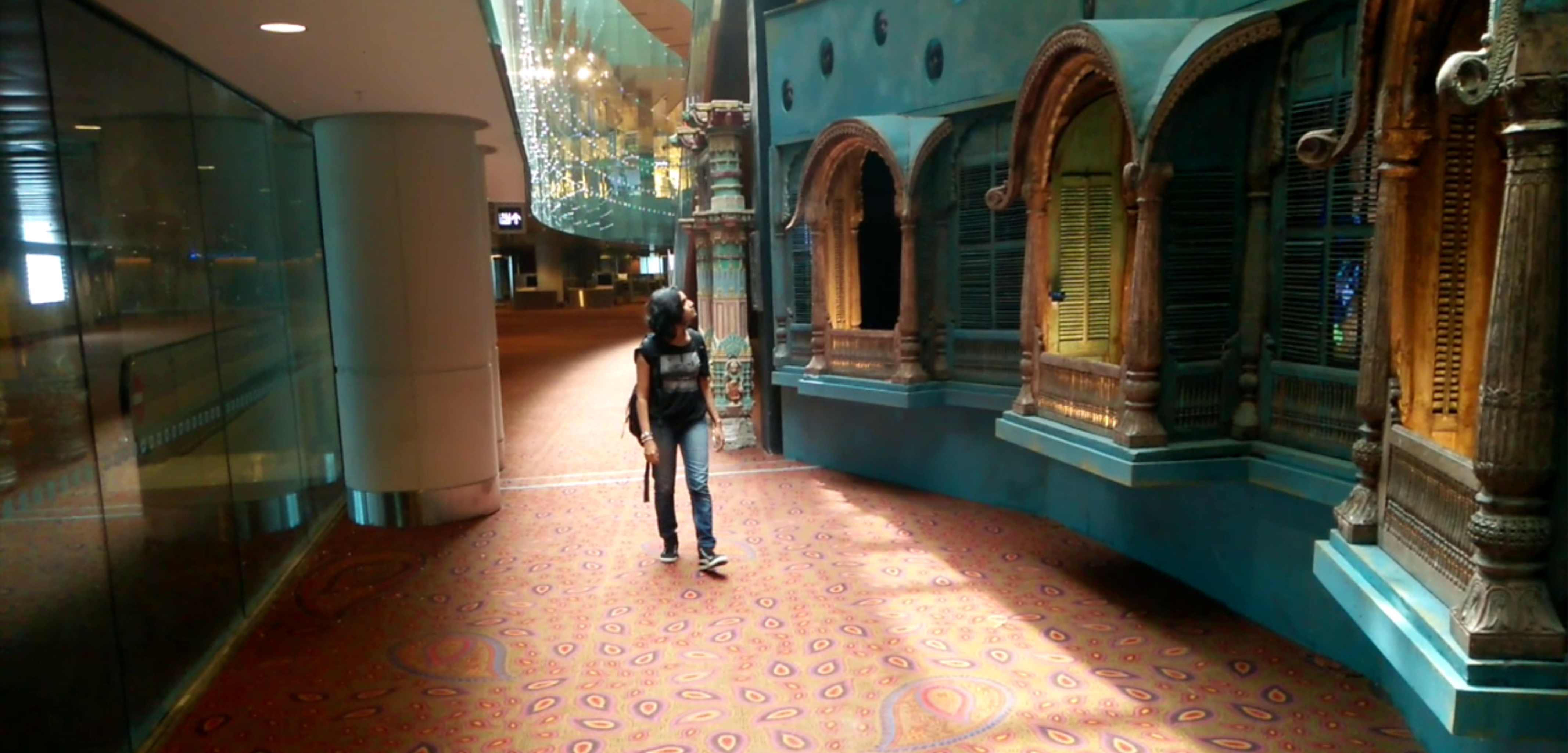 Monument installation at Mumbai Airport